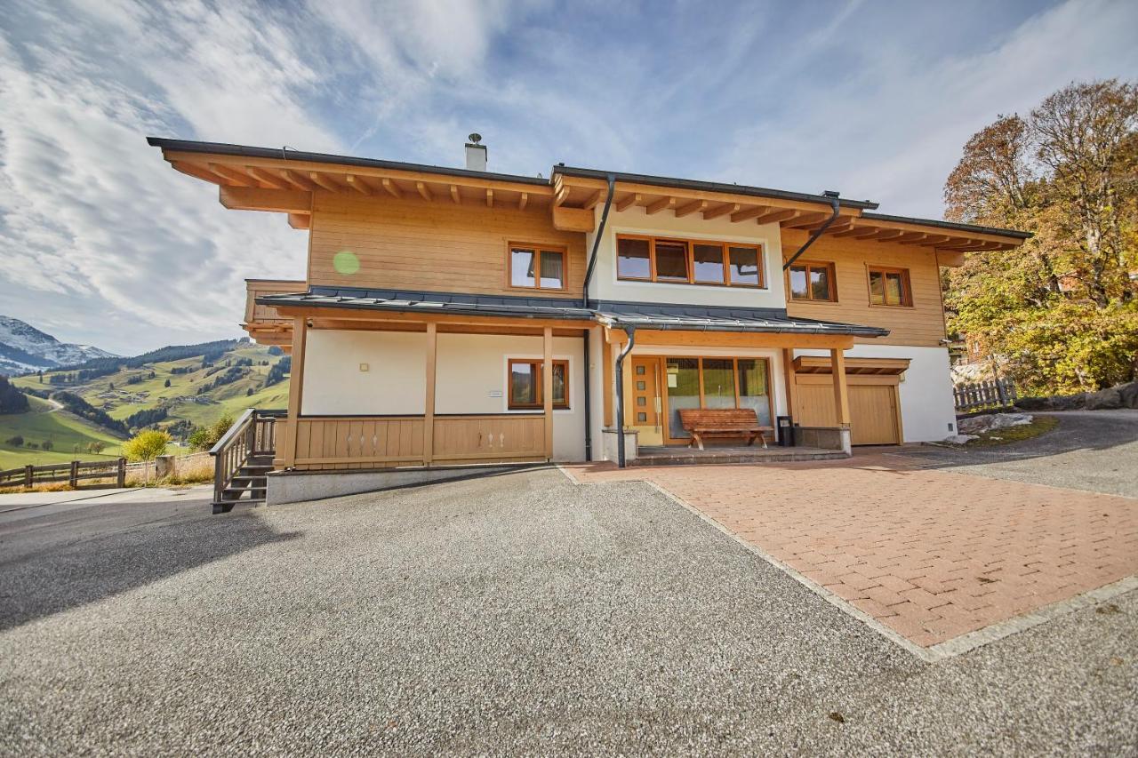 Appartements Hollandia Saalbach-Hinterglemm Exterior photo